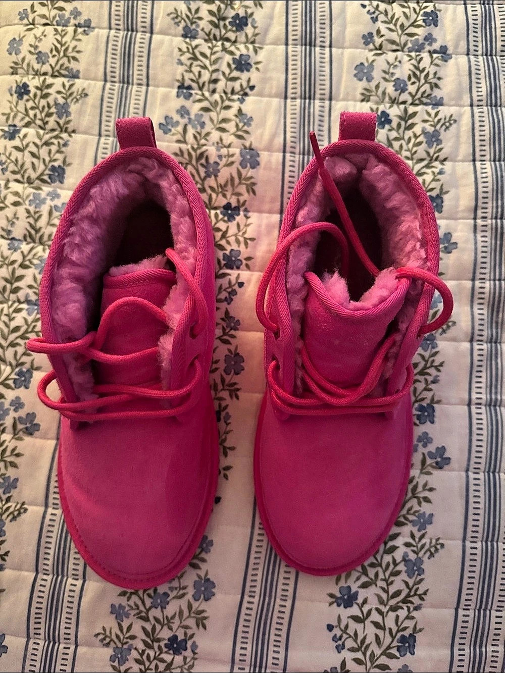 UGG Neumel Pink US 8 Boots